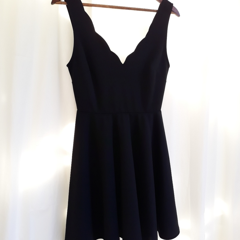 Lovely Day LBD Size M.